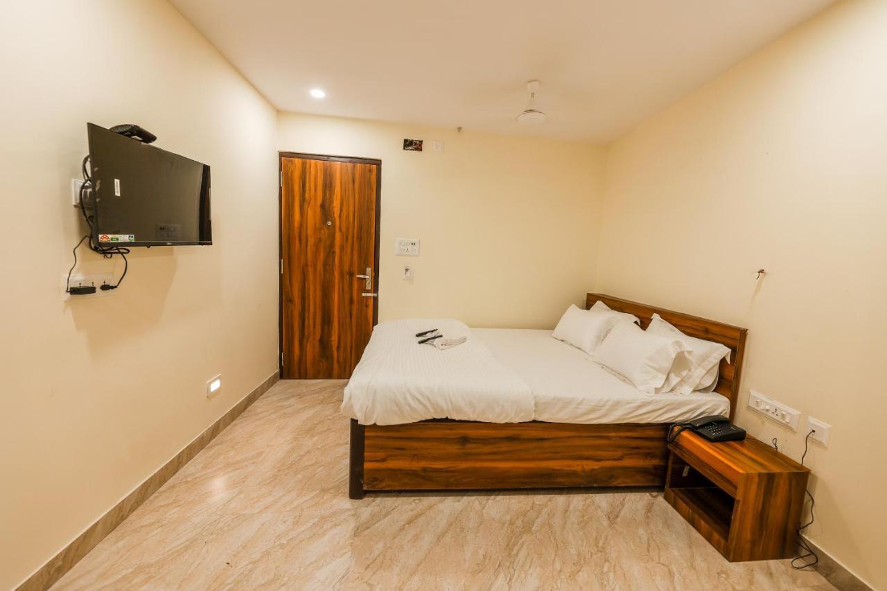 Hotel Holiday Express Calcutta Eksteriør billede