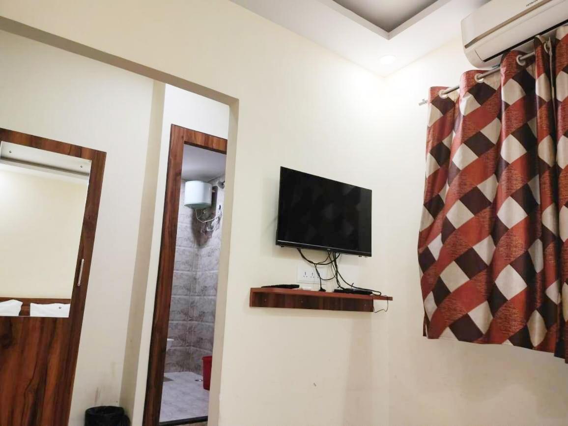 Hotel Holiday Express Calcutta Eksteriør billede